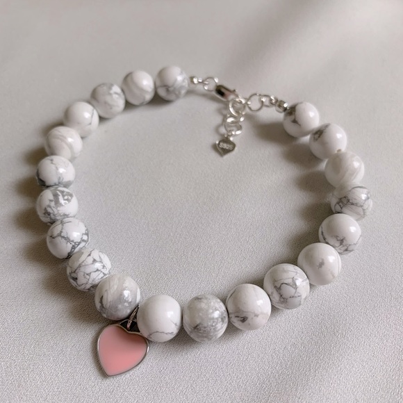 White Howlite Sterling Silver Charm Bracelet - Picture 2 of 6
